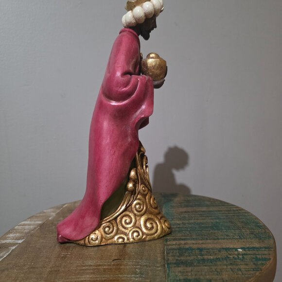 Three Wise Men Nativity Figurines Set – Melchior, Caspar, Balthazar - Picture 5 of 9